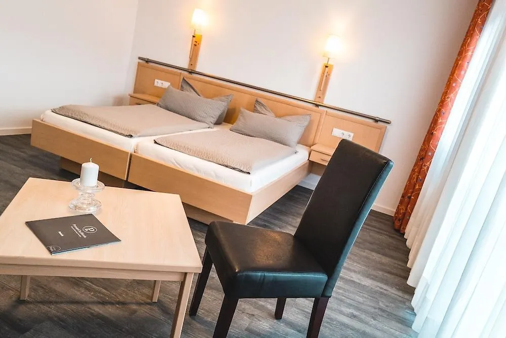 Hotel Restaurant Zur Post Bonn 4*,